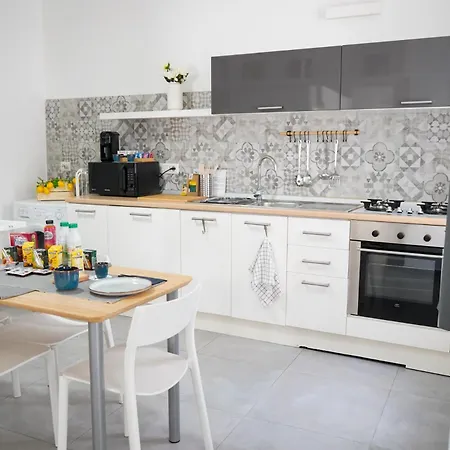 Scugnizzo Chiaia Lägenhet