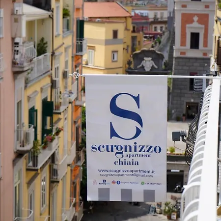 Lägenhet Scugnizzo Chiaia Neapel